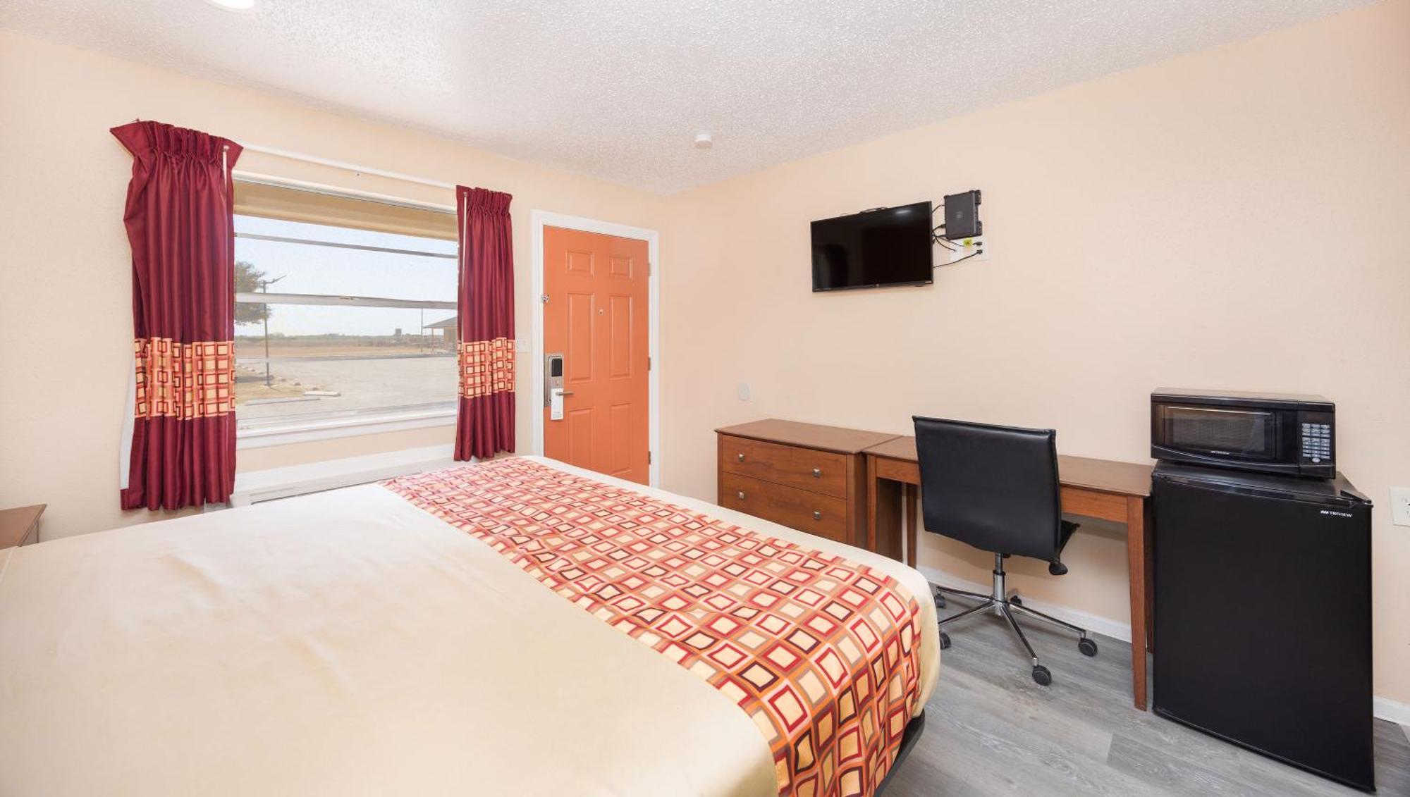 Regency Inn Hondo Exterior photo